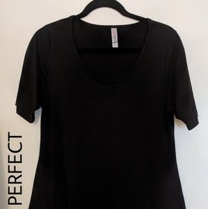 LuLaRoe Perfect T